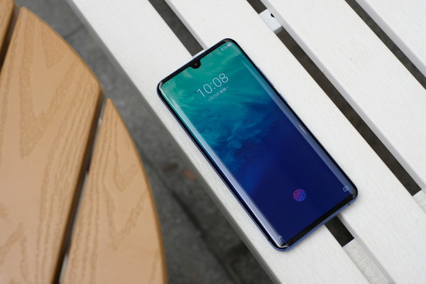 中兴发布5G速率测试视频 网速逆天流量或成白菜价