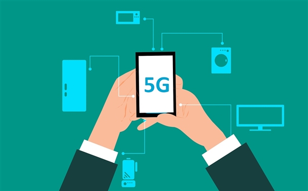 国内机场首次 深圳航站楼可观看飞机起降5G直播