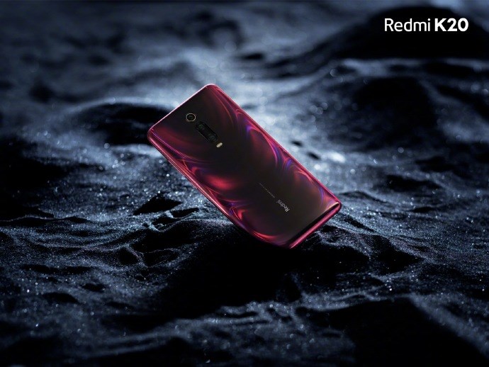 红米 Redmi K20 实拍图公布：后盖全曲面玻璃