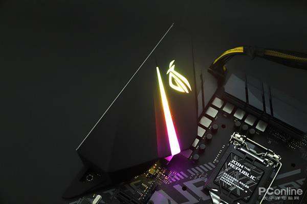 Win7党福音！能装Win7和九代酷睿的ROG新主板上手