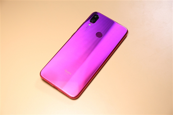 红米Note 8 Pro经受保龄球考验：质量出色
