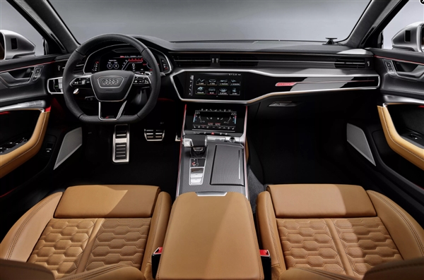 全新一代奥迪RS6实车亮相 4.0T+48V轻混 3.6s破百