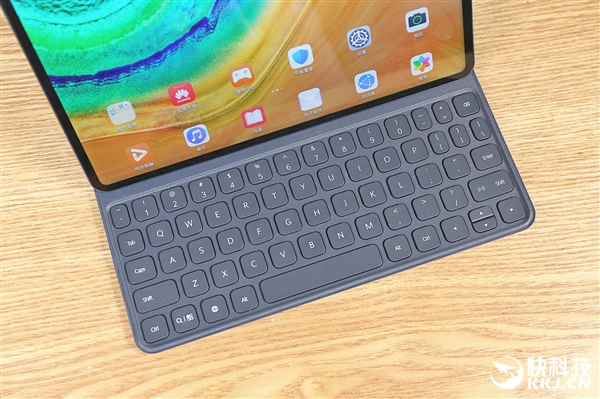 90%全球最高屏占比！华为MatePad Pro青山黛图赏