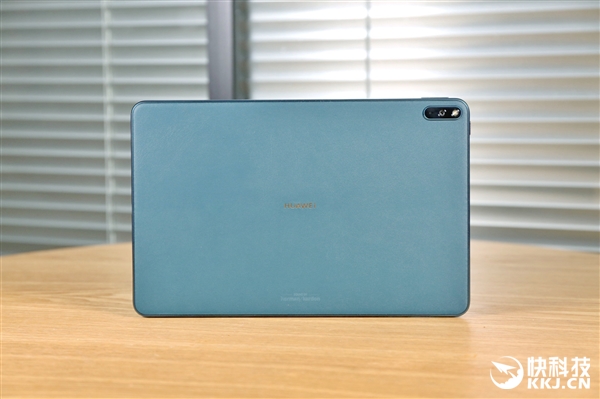 90%全球最高屏占比！华为MatePad Pro青山黛图赏