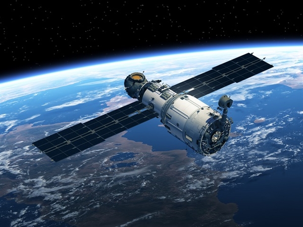 马斯克：星链太空互联网延迟时间仅为20毫秒 玩游戏足够