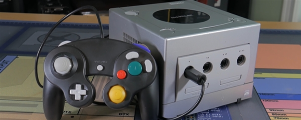 MOD大神把20年前ATI平台的Gamecube改造为迷你PC：换装AMD锐龙