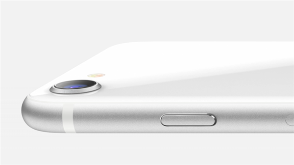 3000元档买安卓还是新iPhone SE?来看二者的详细对比