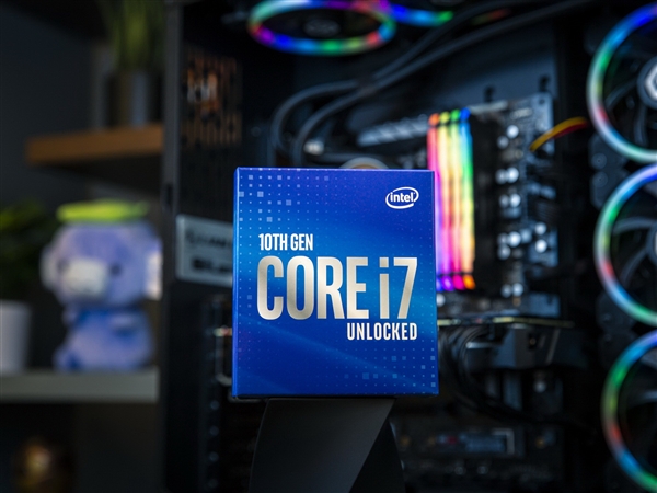 被动散热撑住8核5.1GHz 高玩挑战酷睿i7-10700K无风扇玩游戏