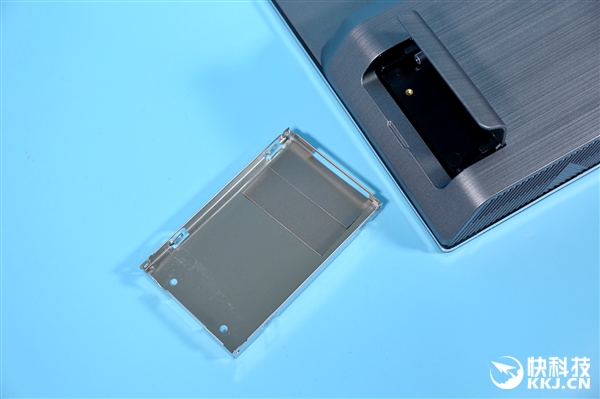 十代酷睿办公新利器!微星Pro 24X一体机图赏:6.5mm超薄机身