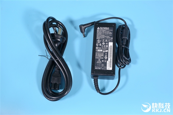 十代酷睿办公新利器!微星Pro 24X一体机图赏:6.5mm超薄机身