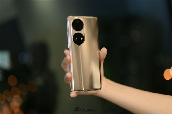 5988元起：华为P50 Pro可可茶金真机高清图赏