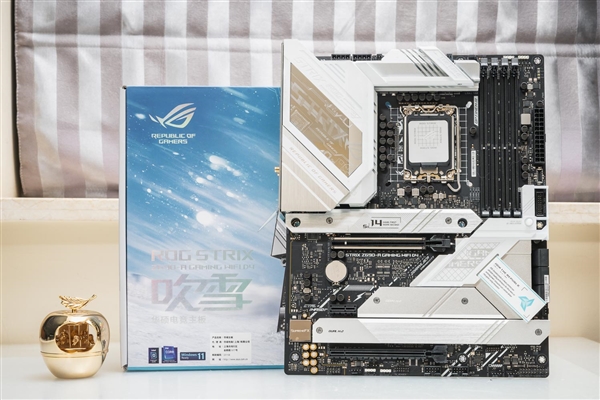 Intel 12代酷睿为啥换接口？Z690主板最深入科普
