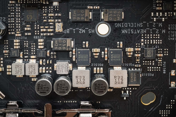 Intel 12代酷睿为啥换接口？Z690主板最深入科普