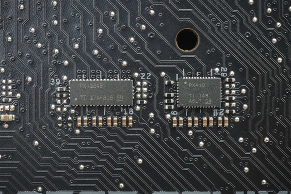 Intel 12代酷睿为啥换接口？Z690主板最深入科普