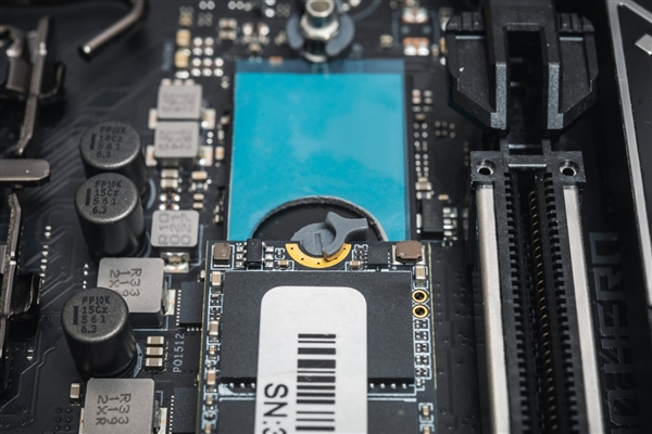 Intel 12代酷睿为啥换接口？Z690主板最深入科普