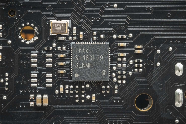Intel 12代酷睿为啥换接口？Z690主板最深入科普