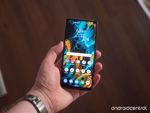 被称为“安卓版iPhone 12 mini”！华硕ZenFone 8喜提安卓12