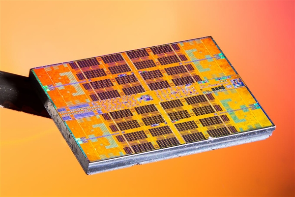 海光Zen架构处理器性能实测：两颗搭配一颗锐龙5 5600X