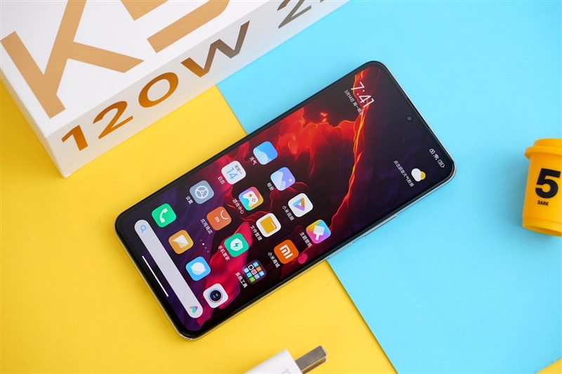 2999元舍我其谁！Redmi K50 Pro首发评测：天玑9000+2K直屏的屠龙神机