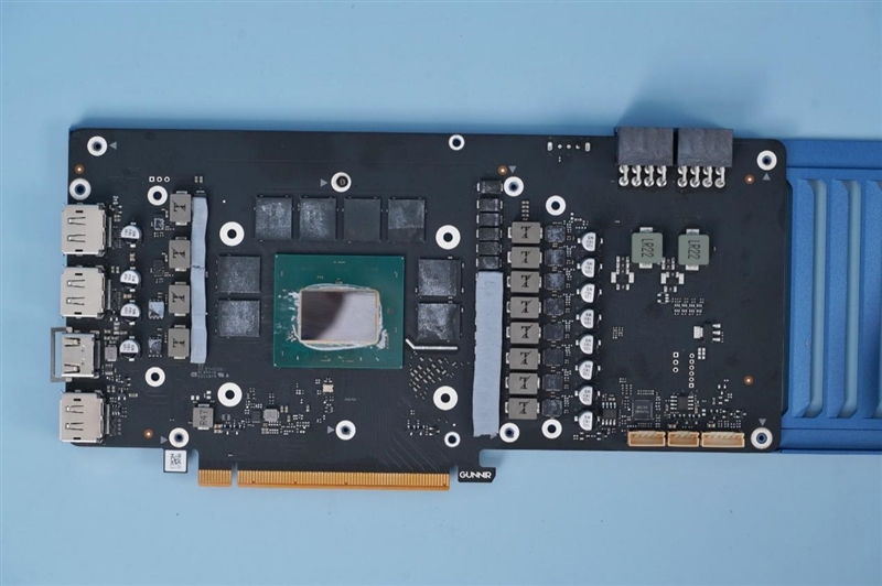 最强非公！蓝戟Intel Arc A770 Flux OC显卡评测：2K分辨率比RTX 3060快9%