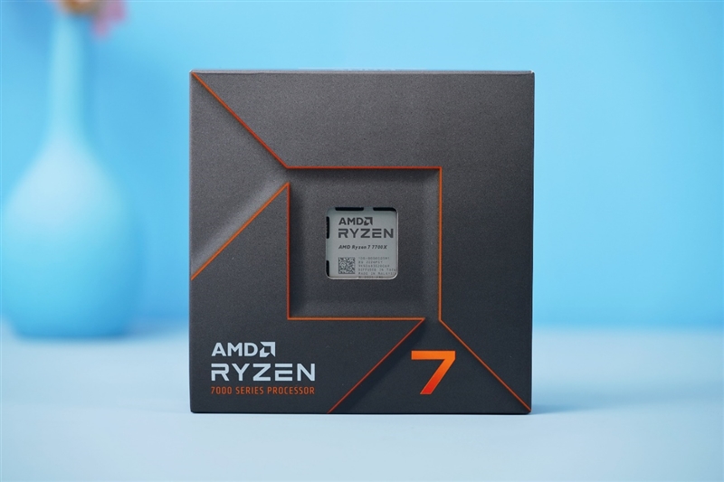 酷睿i5-13600K、锐龙7 7700X生产力和游戏全方位对比：Intel完胜