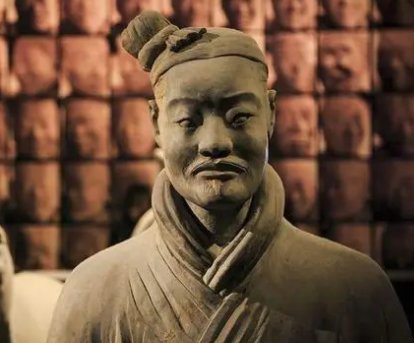 秦国是什么历史？它的发源地在什么地方？