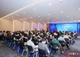聚势人工智能与自动化，粤港澳三地企业大咖与青年学生共探新机遇拉尔萨晒丰唇自拍，单身美娇娘！看不出快50岁了，皮蓬要追回吗
