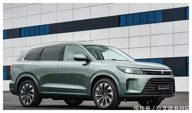 为了对付小米SU7，问界M7调整为22.98万起，销量将飙升？185的李现碰上188的胡一天，一个报低一个报高，站一起后真相大白