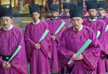 唐朝的长史和司马是什么官位（唐朝长史和司马哪个职位高？他们的职责分别是什么？）