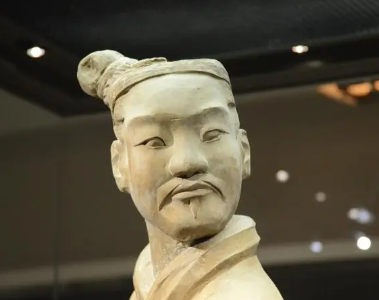 兵马俑相貌（兵马俑最帅的一个是哪个？它的外貌如何？）