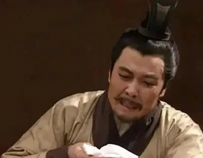 诸葛亮为什么被刘备重用过（诸葛亮为什么会选择投靠刘备 诸葛亮看中刘备哪一点）