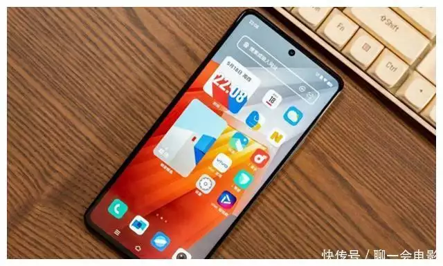 5月手机买对不买贵，目前这3款价格降到“冰点”，堪称真香机唐艺昕罕晒母女同框照，4岁女儿长高不少，嘴巴跟张若昀一模一样（快来看）