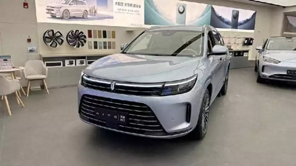 问界M7升级M9同款智驾，涨价近9千，等于CDC白送？近距离驱赶美国侦察机，单台造价超过歼20的歼16，实力有多强？（新鲜出炉）