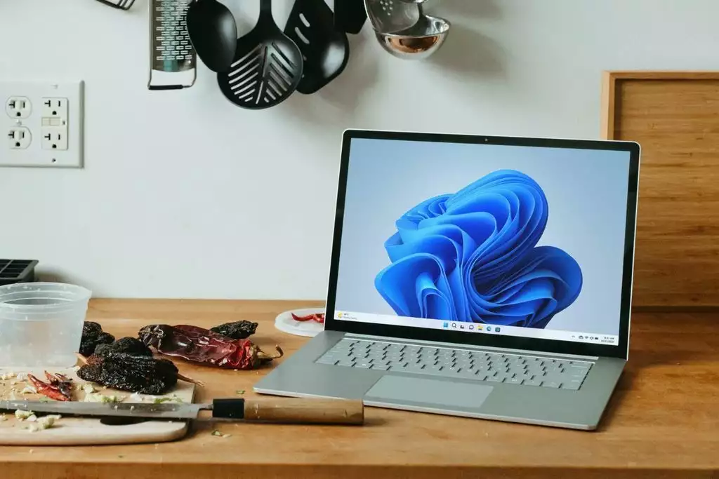 Win11 RP 226x1.3668 更新发布：新增微软电脑管家应用“爸爸蛋上的皱纹”——小学生作文真敢写，老师看后秒懂笑出声（墙裂推荐）