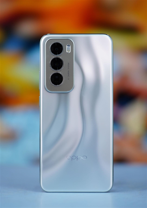 液态金属般质感！OPPO Reno12图赏