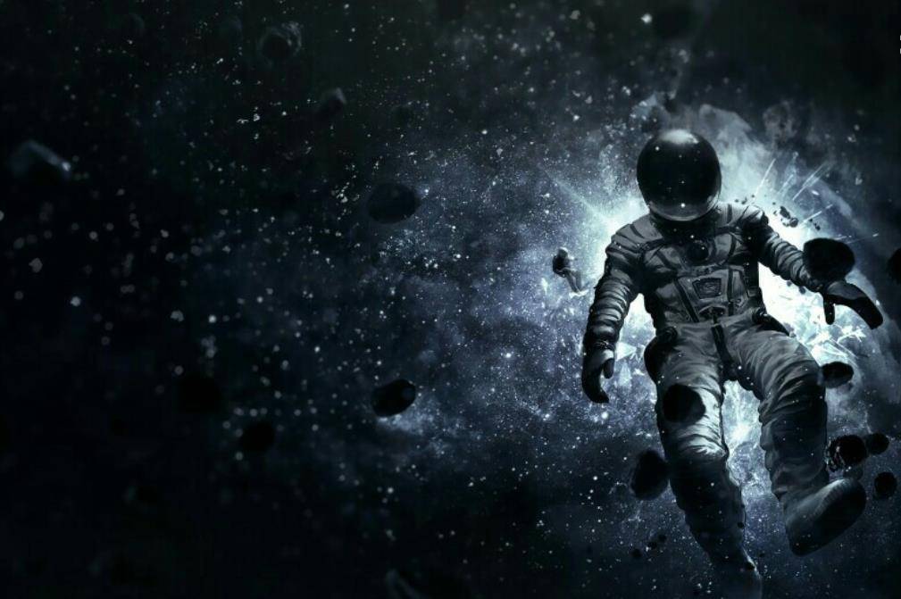 死的最远的人，其中一个在月球，还有一人快飞出太阳系了！ 