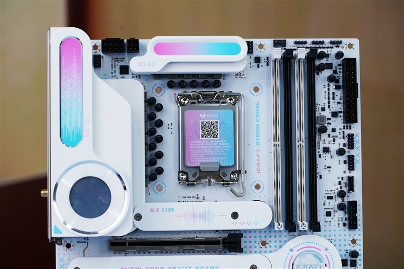 高颜值主板还是得看铭瑄！iCraft B760M CROSS评测：性能完全不输三大厂竞品
