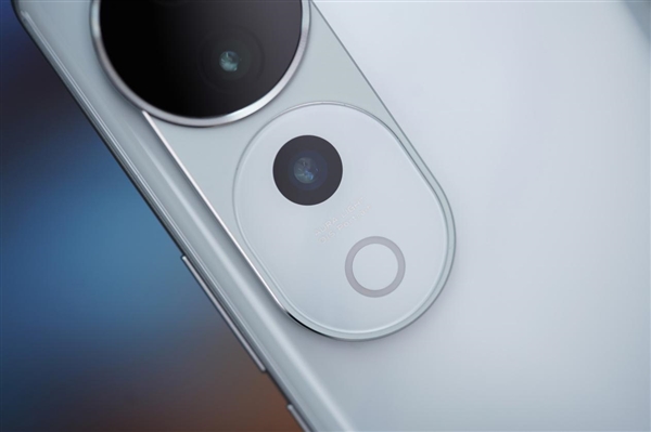 陶瓷般精致+云阶镜组!vivo S19 Pro图赏