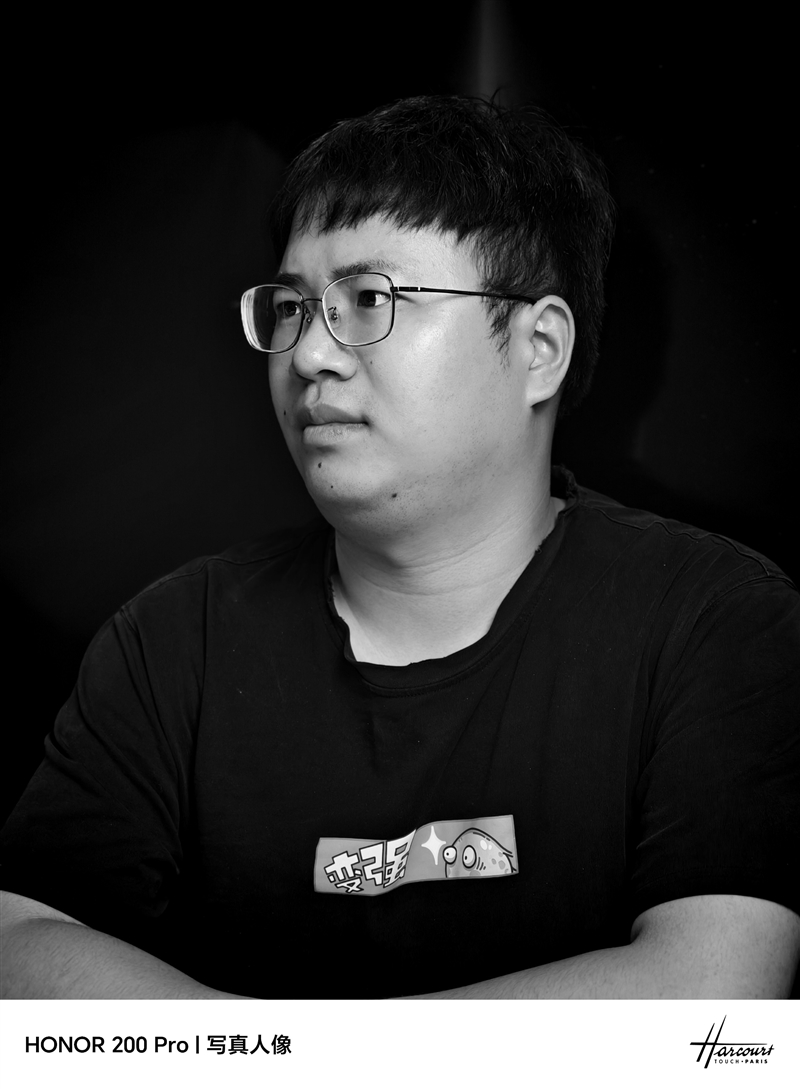 荣耀200 Pro评测：“肖像中的爱马仕”平替 玩转光影人像