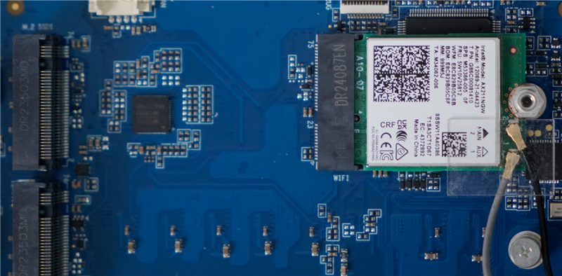 读取超7100MB/s最高仅51度的长江存储PC411 SSD！雷神MIX PRO迷你机评测
