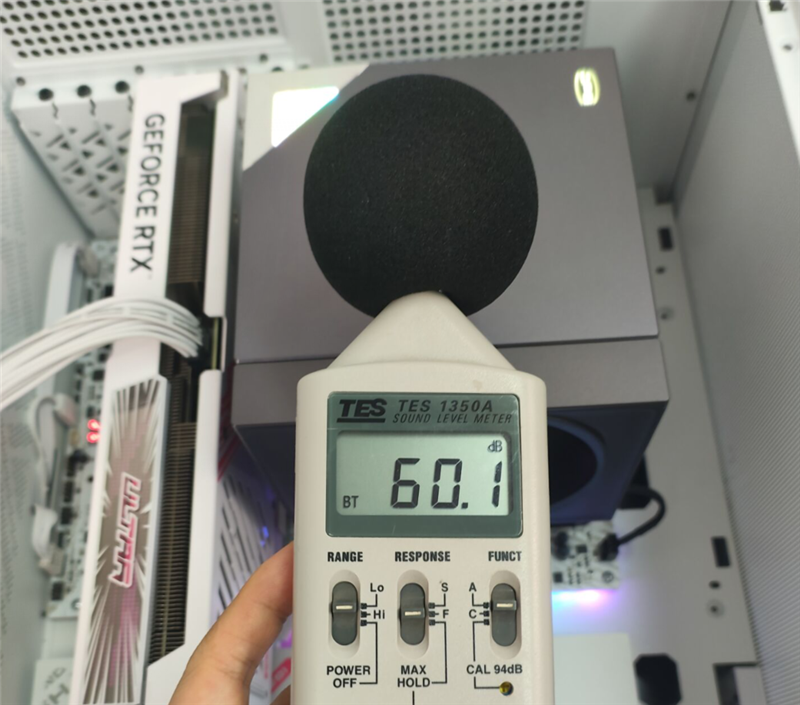 新一代风冷之王！超频三泰拉巨风RZ820评测：散热接近360水冷 还有超高颜值