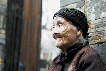 不论男女，生活中越坚持2个“懒”，可能就越长寿，你做到了吗？ 