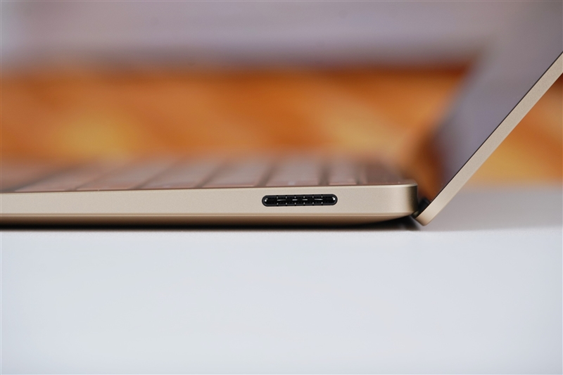 22小时续航！微软Surface Laptop 第7版评测：骁龙X Elite性能胜过同功耗的x86处理器