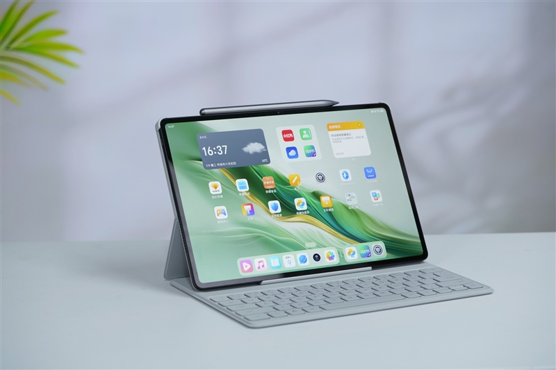 荣耀平板MagicPad2评测：OLED好屏赋能娱乐办公体验