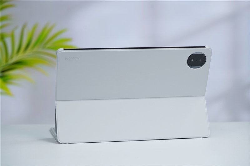 荣耀平板MagicPad2评测：OLED好屏赋能娱乐办公体验