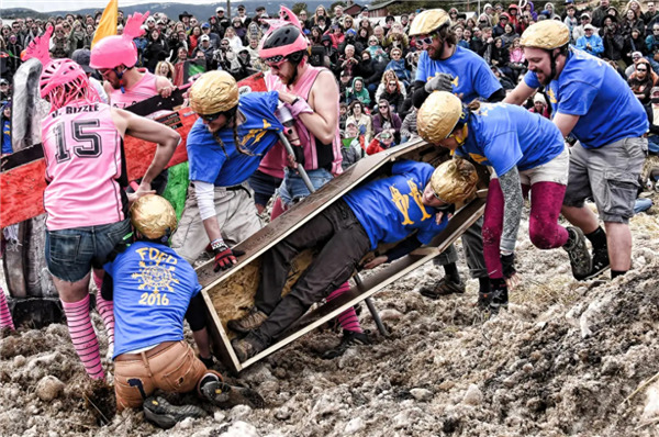 人体冷冻太贵：男子撤回冻了3年的爷爷遗体 自建冷冻仓