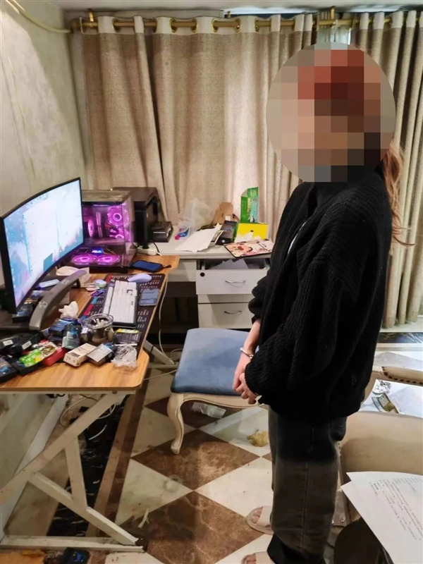 大快人心!腾讯《穿越火线》全链条击破外挂发卡平台:9人落网