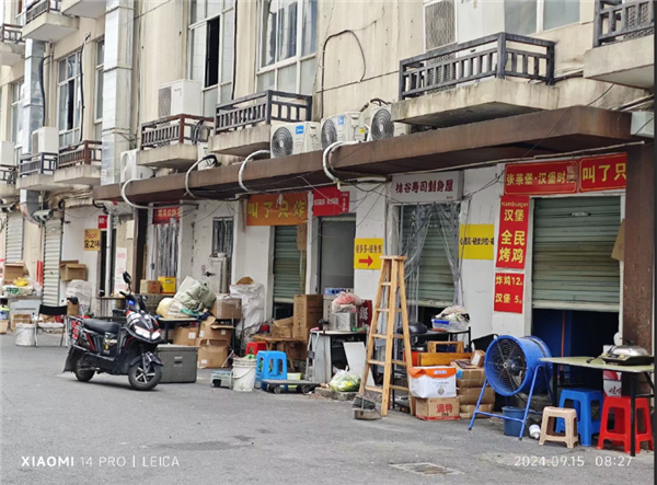 100块钱找一家干净的外卖店太难了！它们的肮脏 突破想象