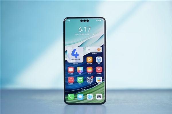 下月登场!曝华为Mate 70系列外观大变:改用直角中框