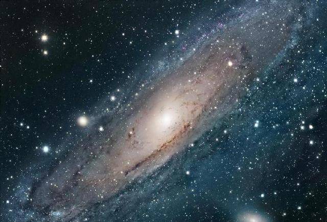 世上真的有天使吗？苏联宇航员太空偶遇“天使”，至今无法解释